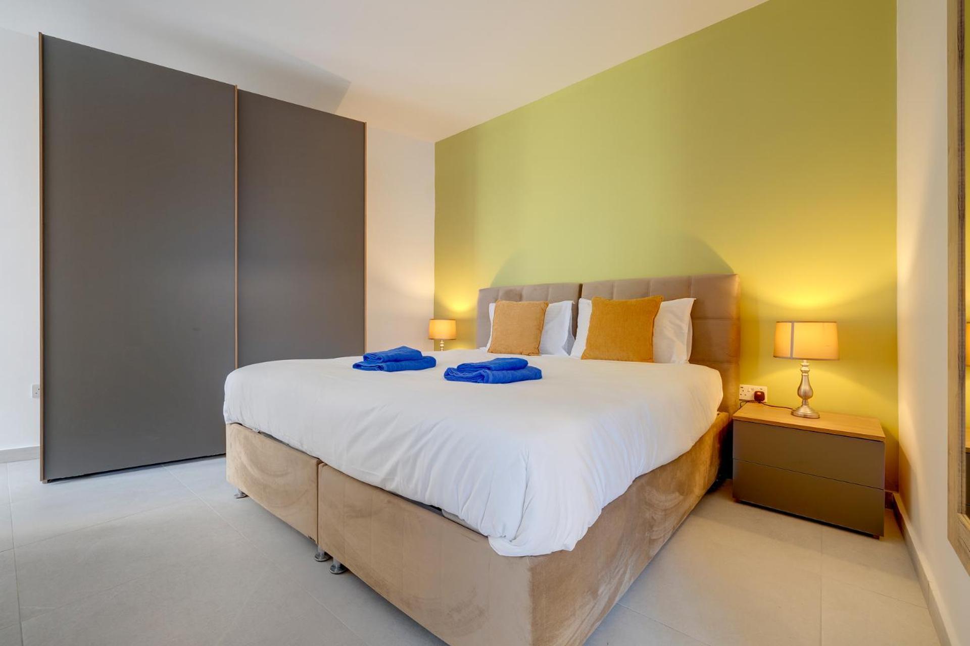 Wave Crest Holiday Apartments 圣保罗湾城 外观 照片
